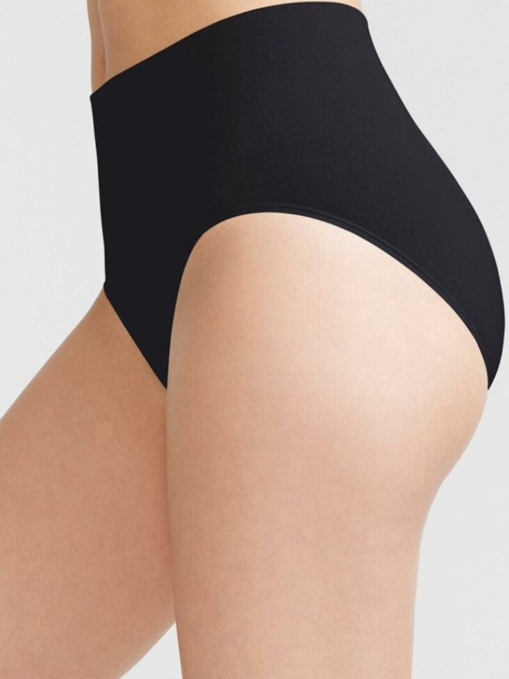 NWT YUMMIE BY HEATHER THOMSON	YT6-576	MIA SHAPING BRIEF L/XL In  BLACK